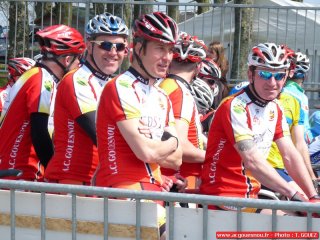 Les cyclistes avaient le sourire au départ de la tro bro cyclo